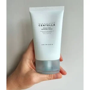 کرم مرطوب کننده هیالوسیکا سنتلا